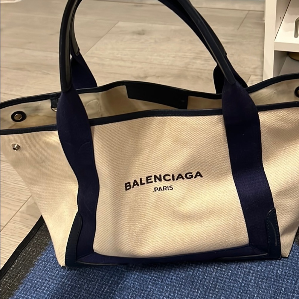 Balenciaga cabas tote